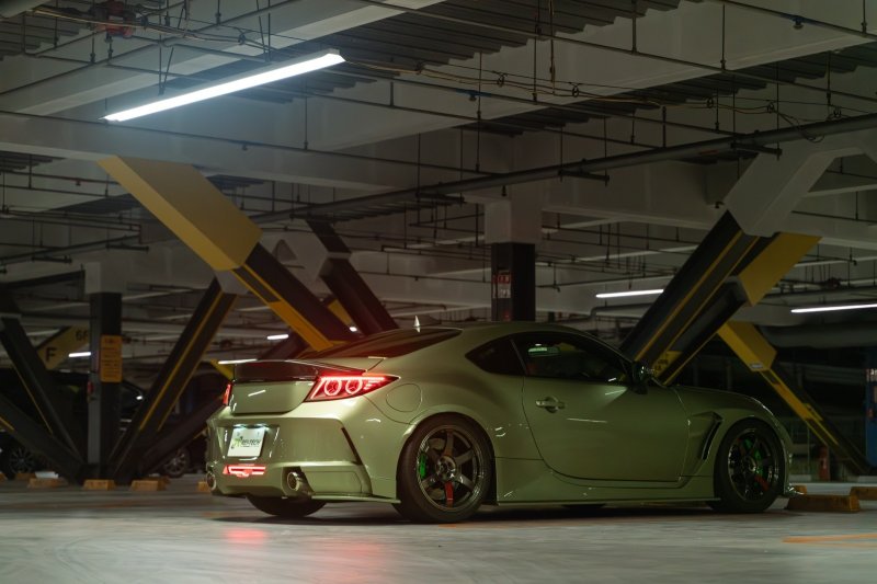 画像2: レイテックオートワークス ZN8 GR86 86 フルエアロ4点セット【フルFRPモデル】フロントバンパー フロントフェンダー サイドステップ リアバンパー (2)