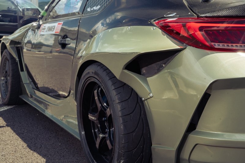 画像1: レイテックオートワークス ZN8 GR86 86 ZD8 BRZ オーバーフェンダー リア FRP (1)